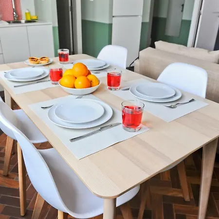 Red, Red Wine In By Misha's Place 3b *